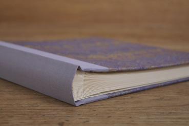 Fotoalbum mit hellen Seiten, quadratisch